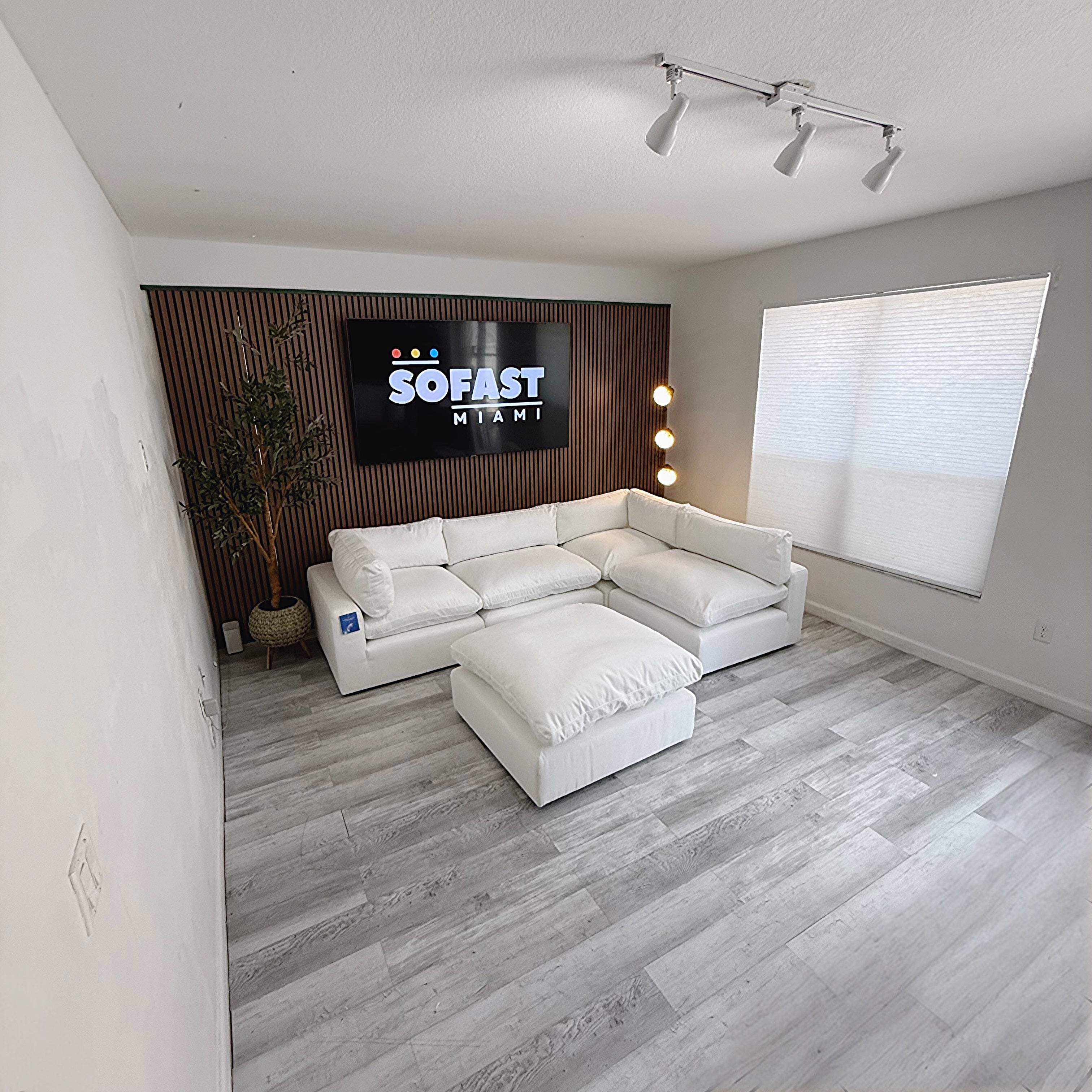 Modular Cloud Seater 4 & Ottoman