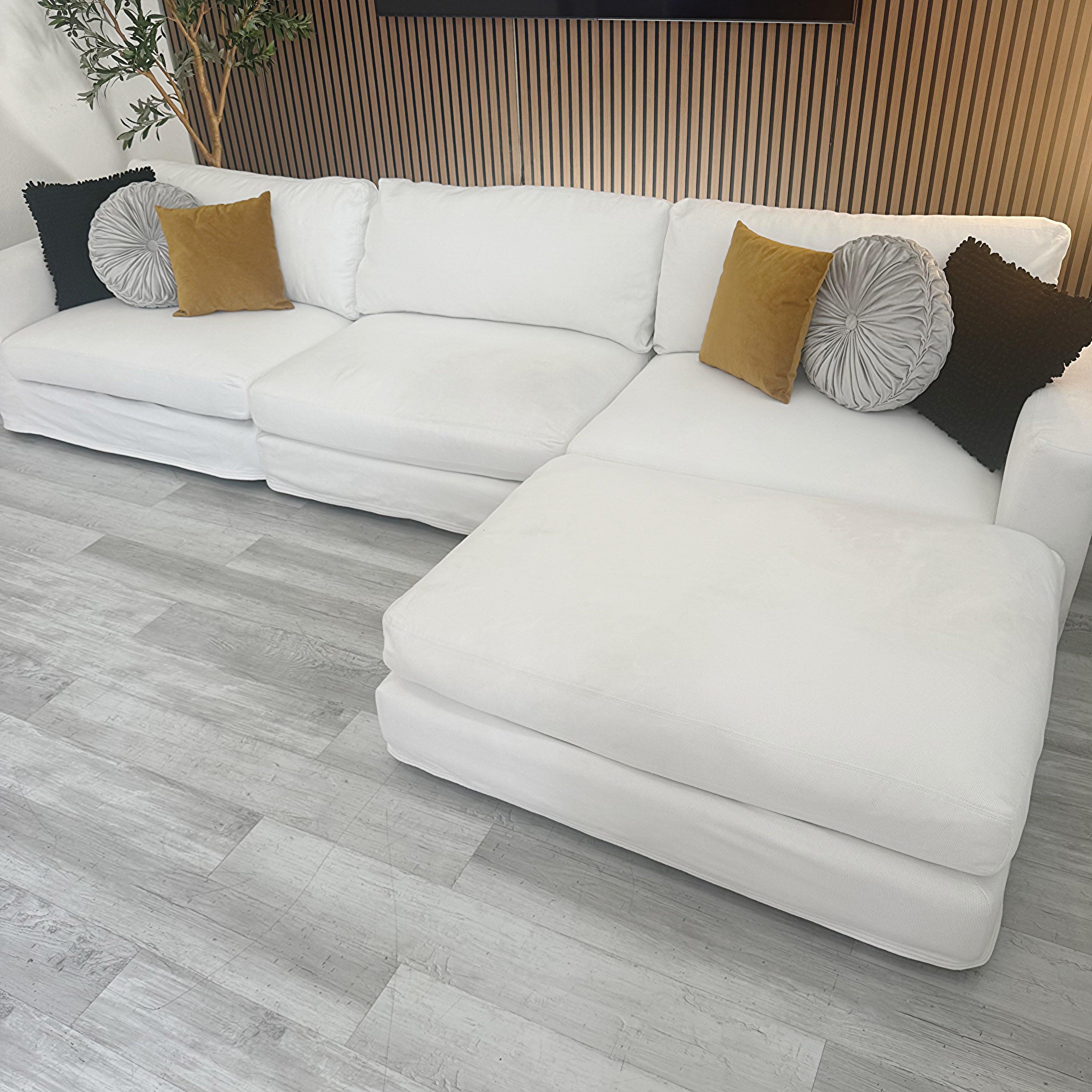 Modular Couch Cozumel – White Fabric