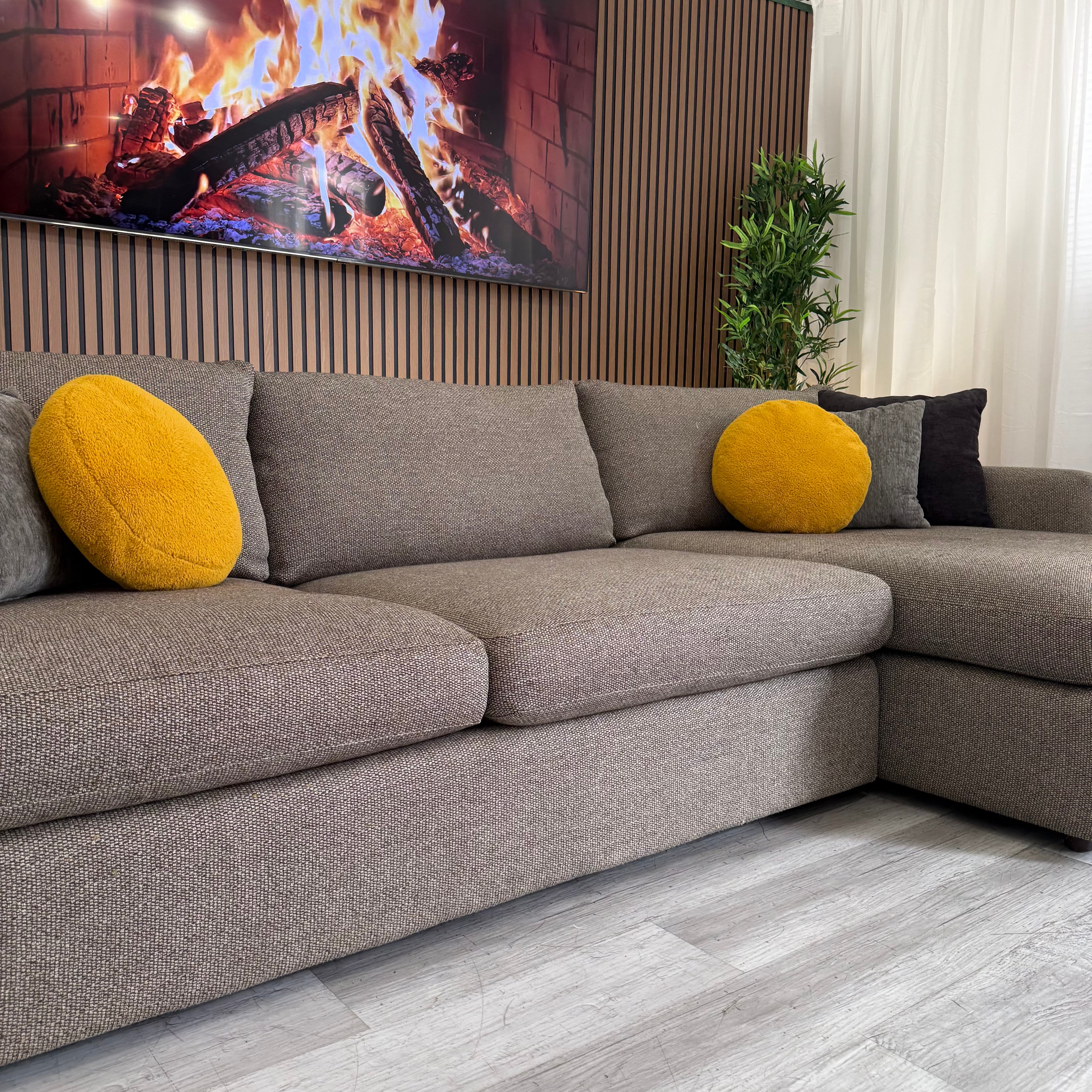 Sectional Couch Brown Gray