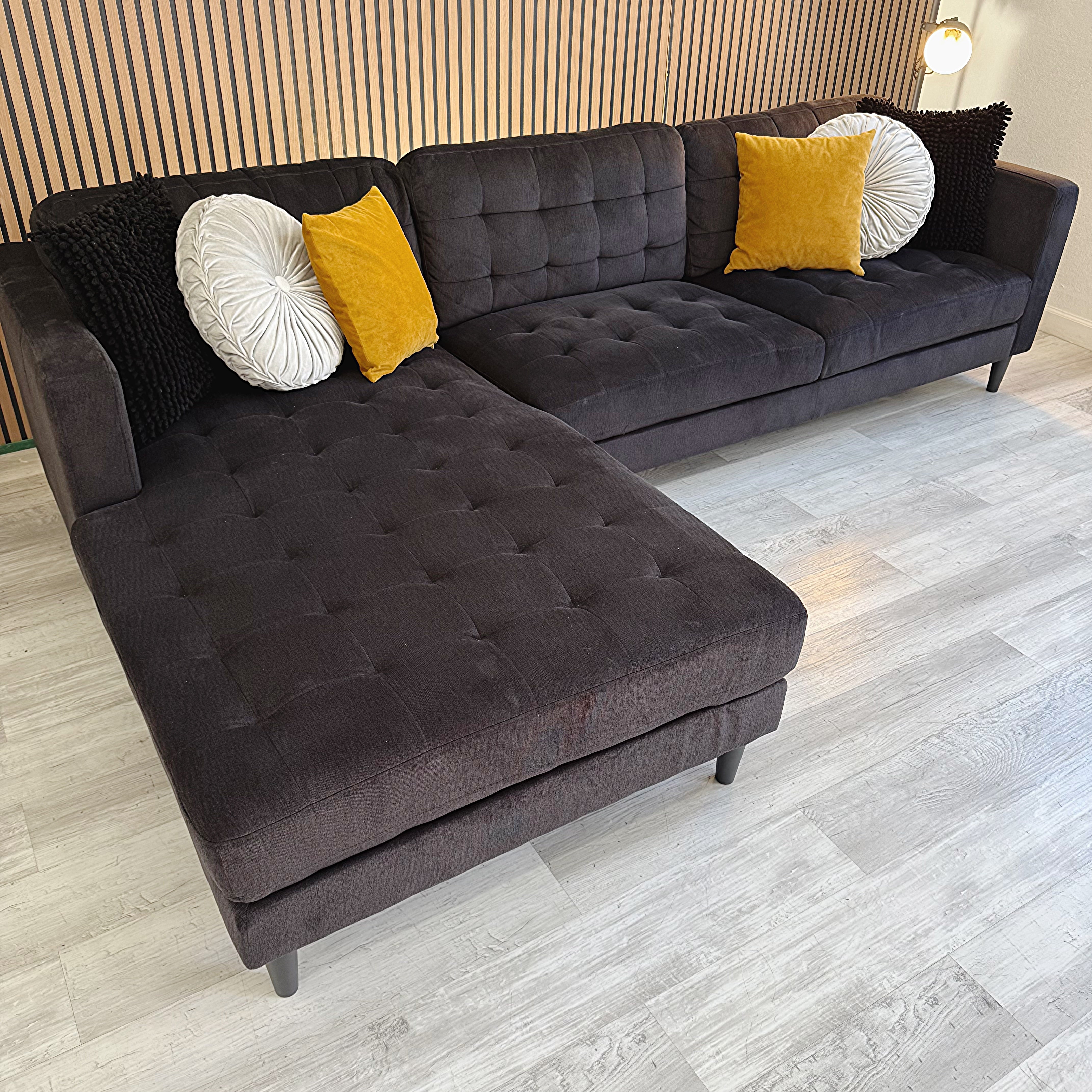 Sectional Couch, Right Chaise – City Furniture