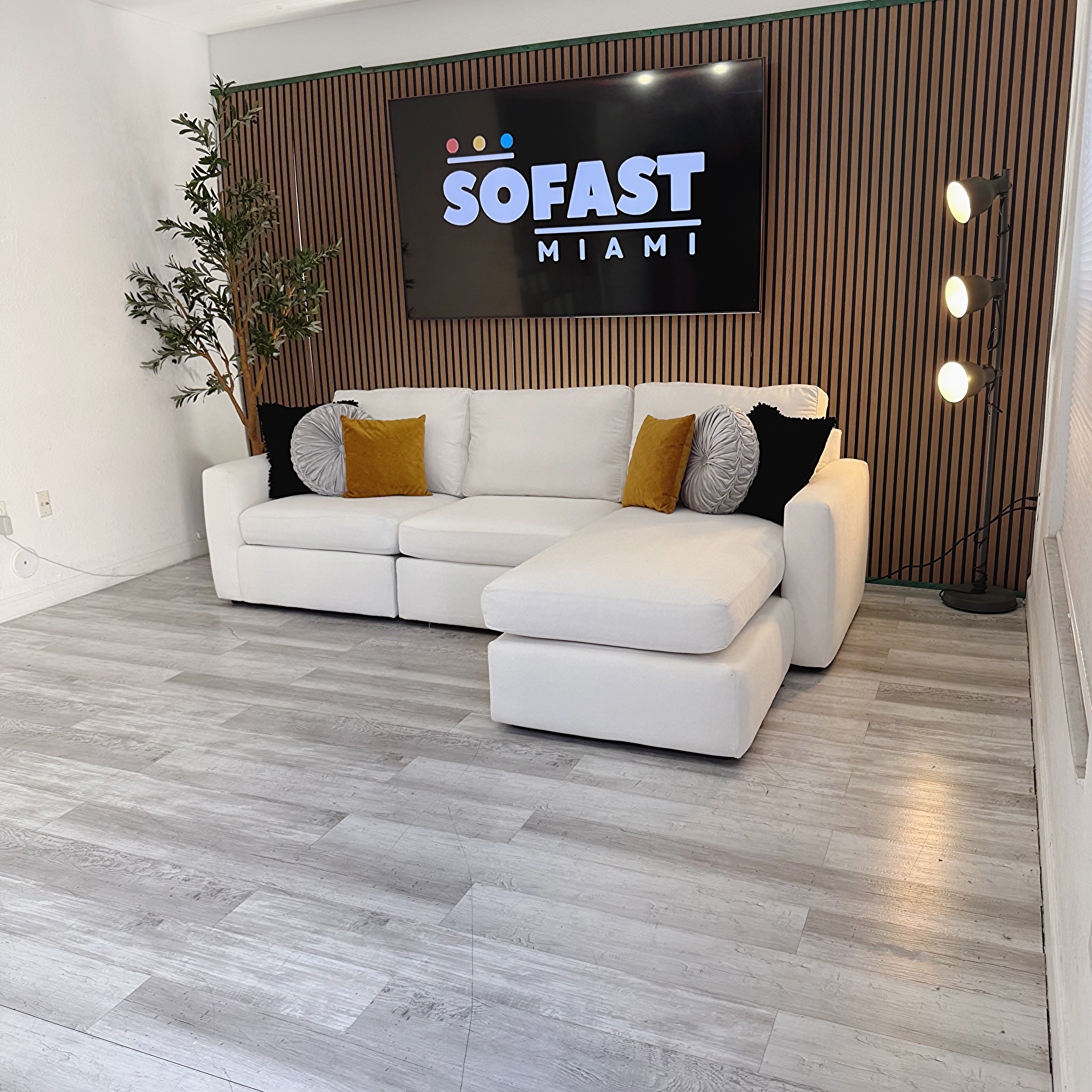 Sectional Couch – 3 Pieces – Off White