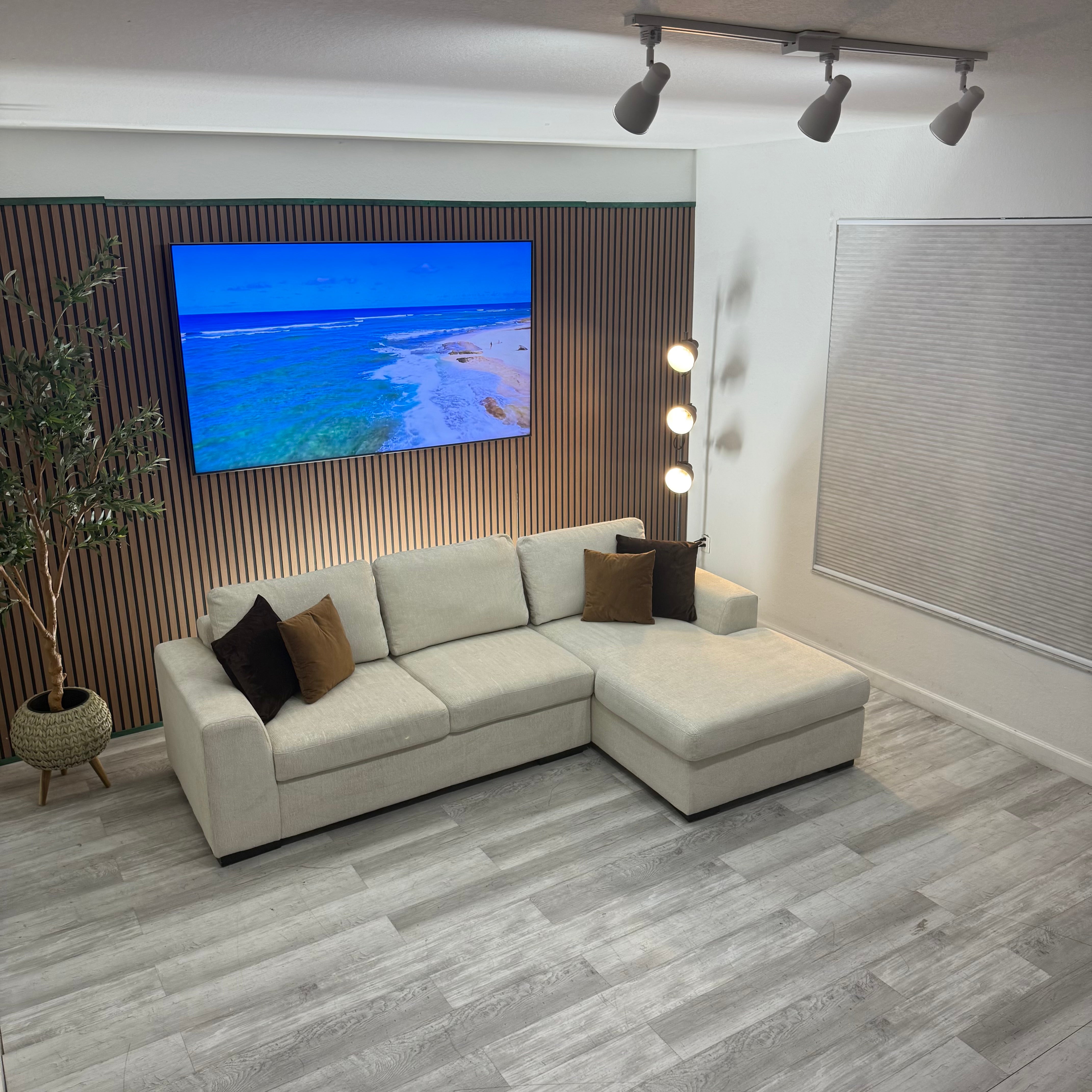 Sectional Couch L-Shaped - Right Storage Chaise