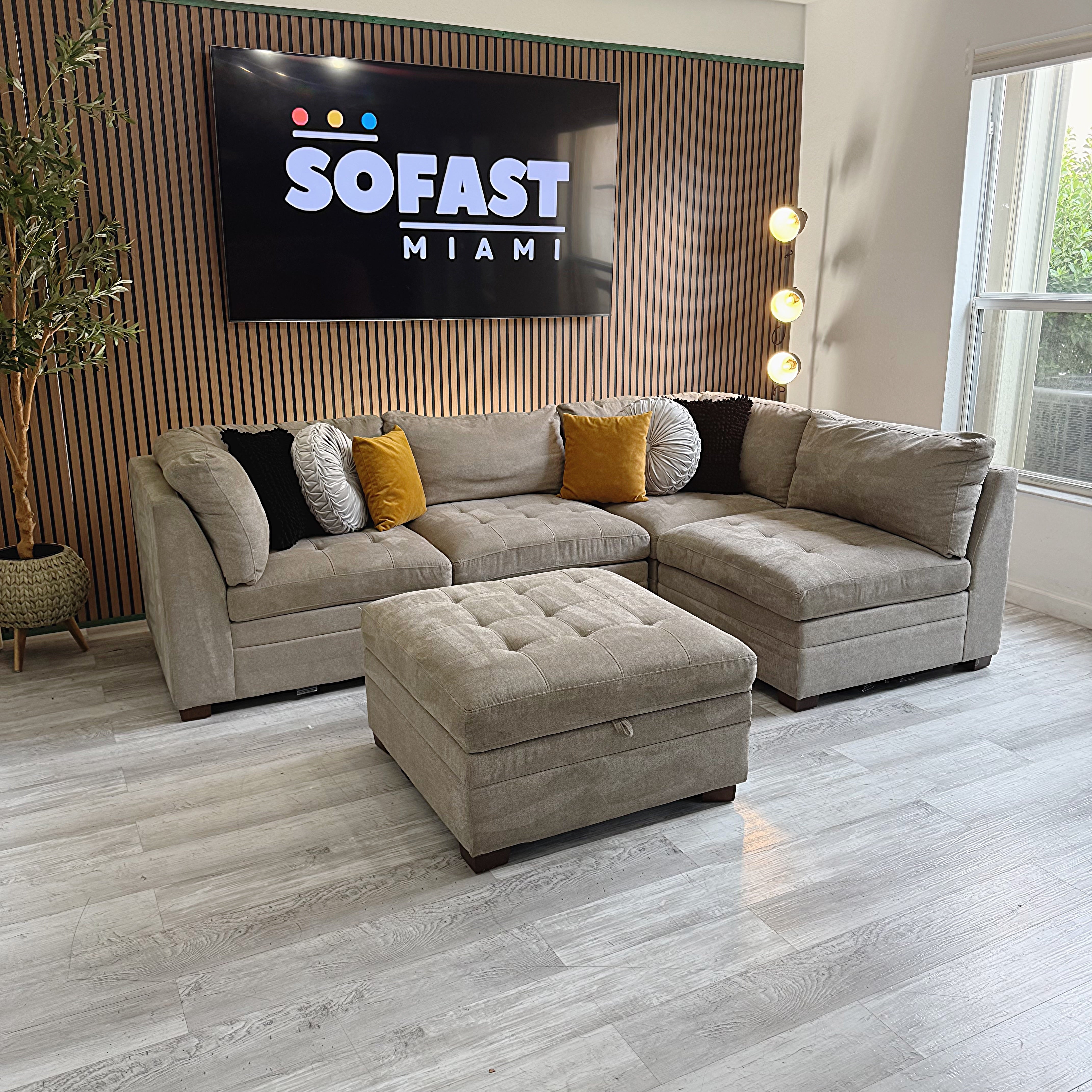 Thomasville Modular Sectional – Gray Microfiber with Storage Ottoman