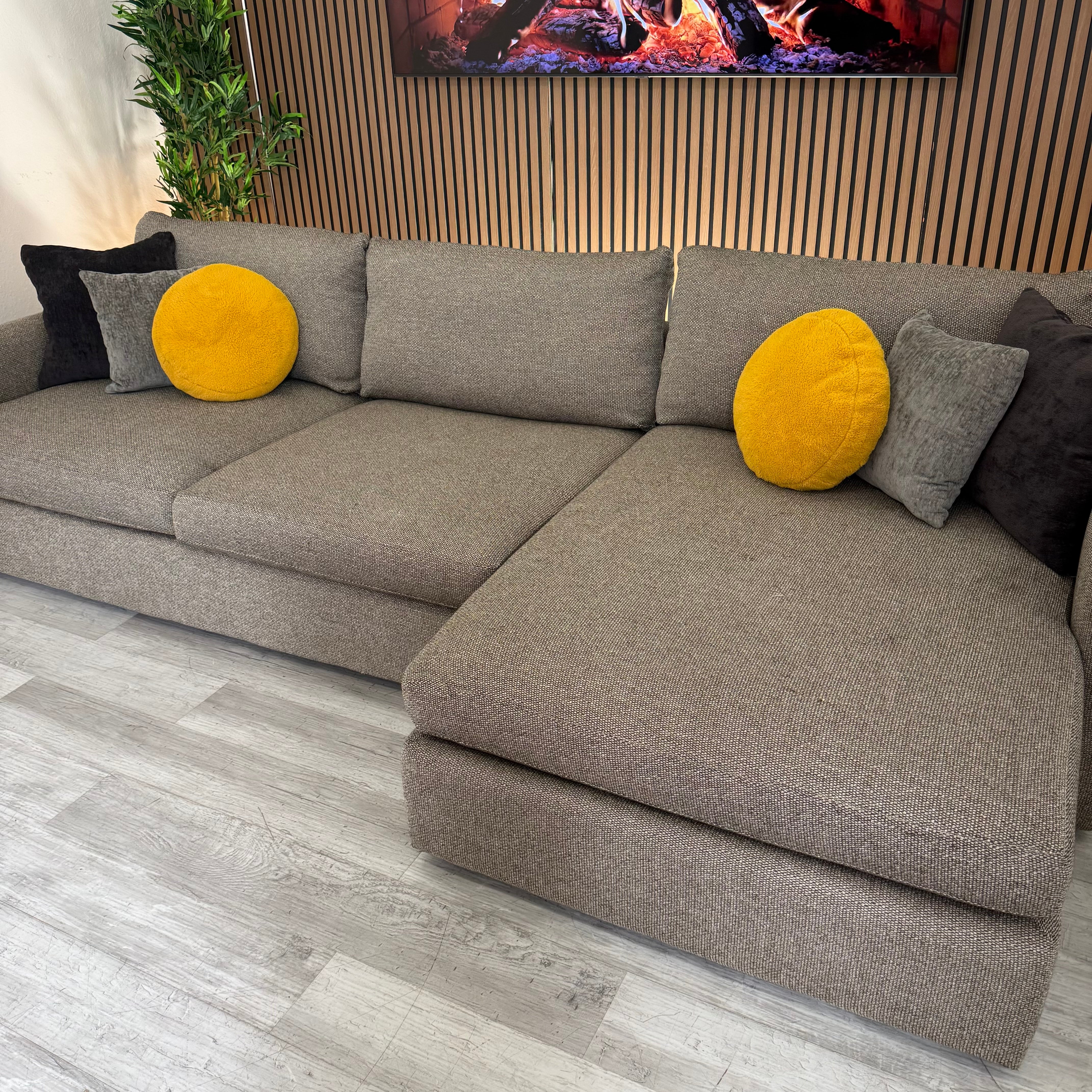 Sectional Couch Brown Gray