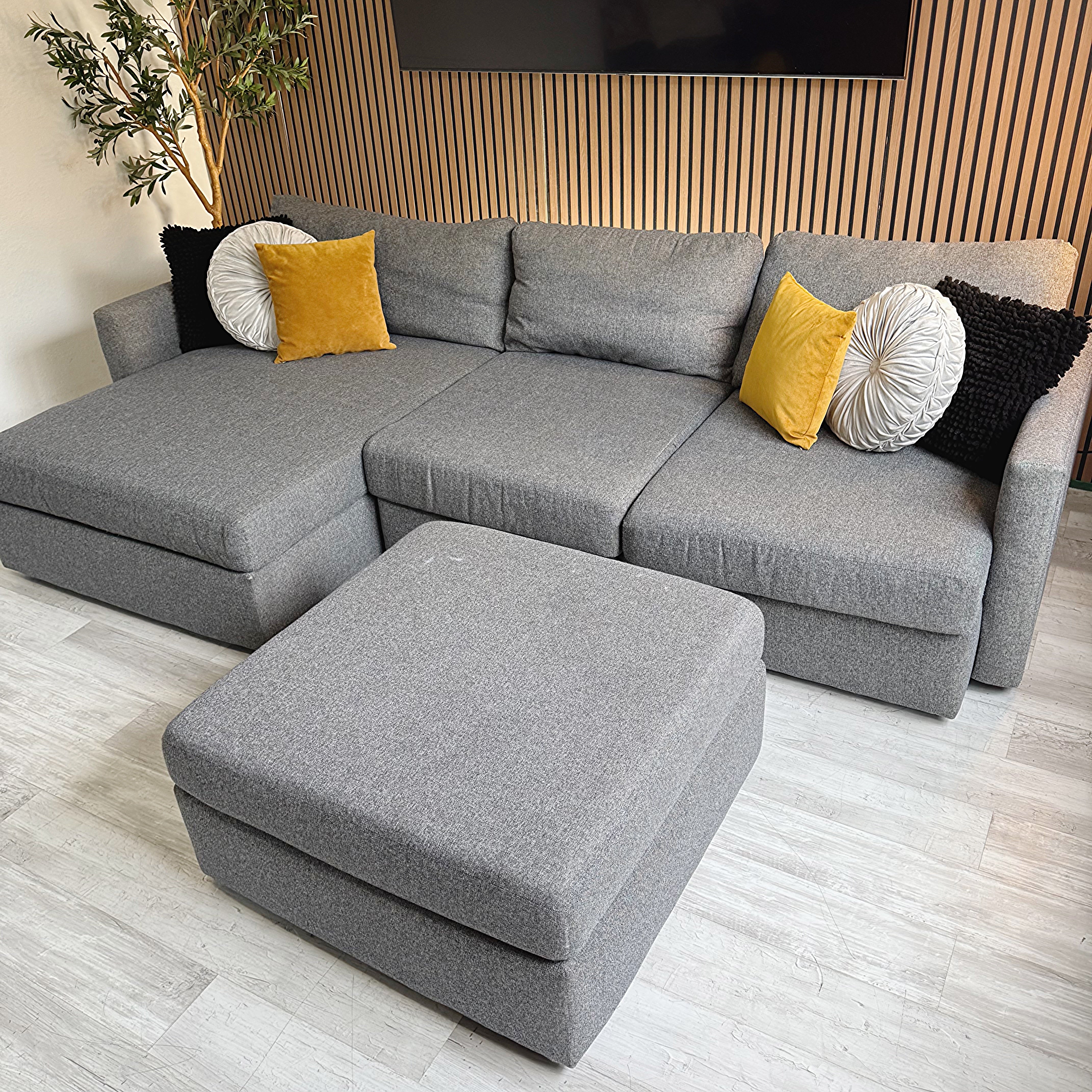 Sectional Couch with Ottoman – Dark Gray Fabric