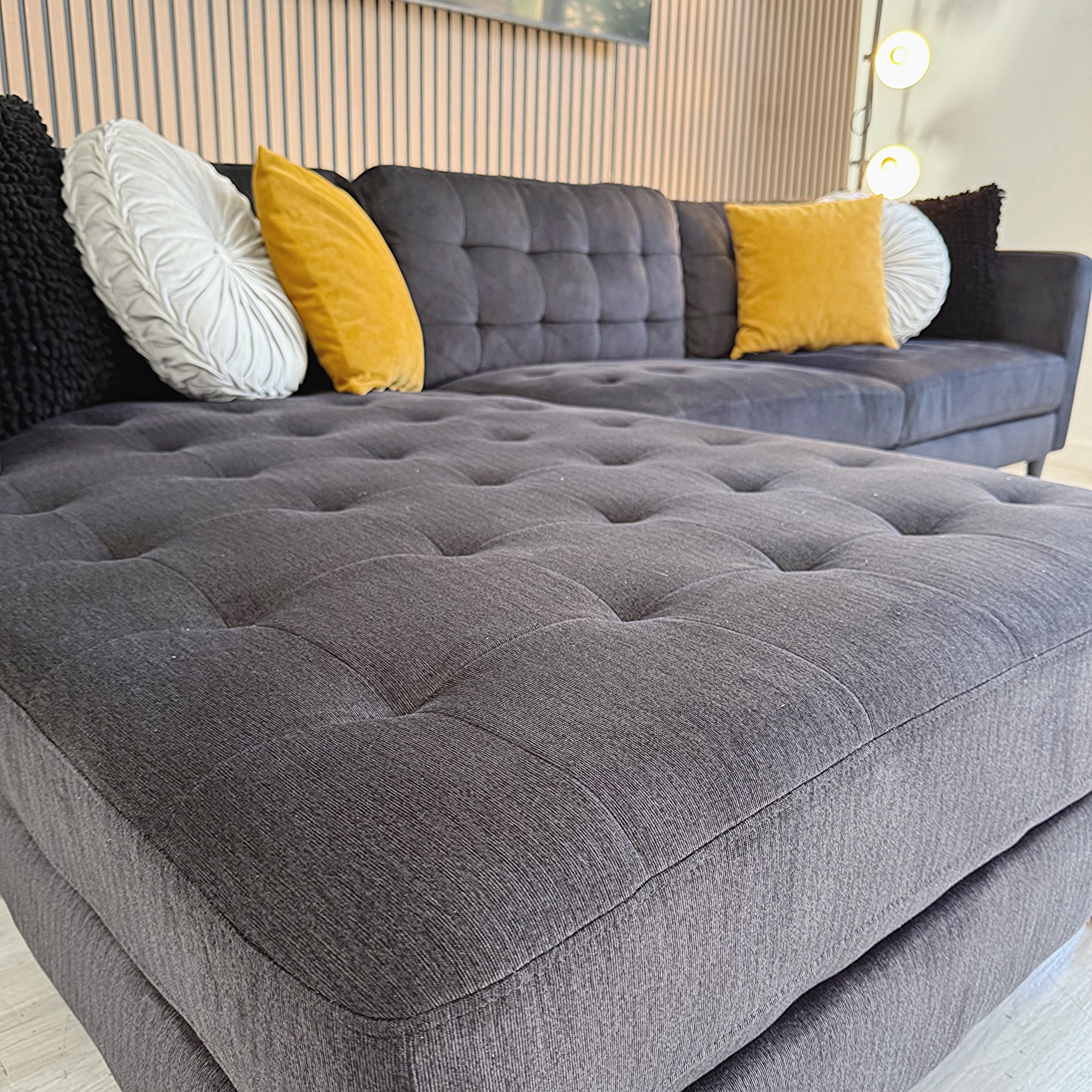 Sectional Couch, Right Chaise – City Furniture