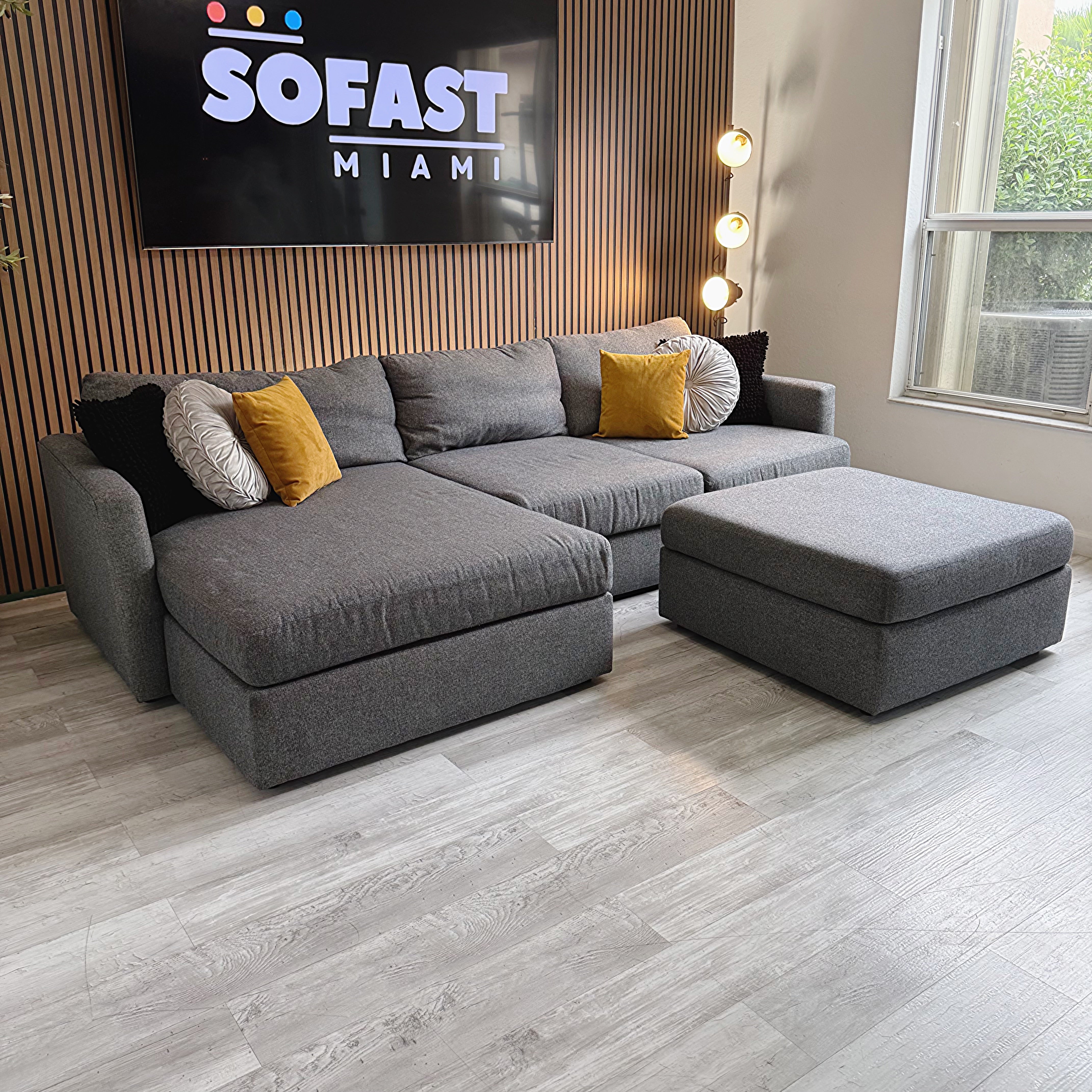 Sectional Couch with Ottoman – Dark Gray Fabric