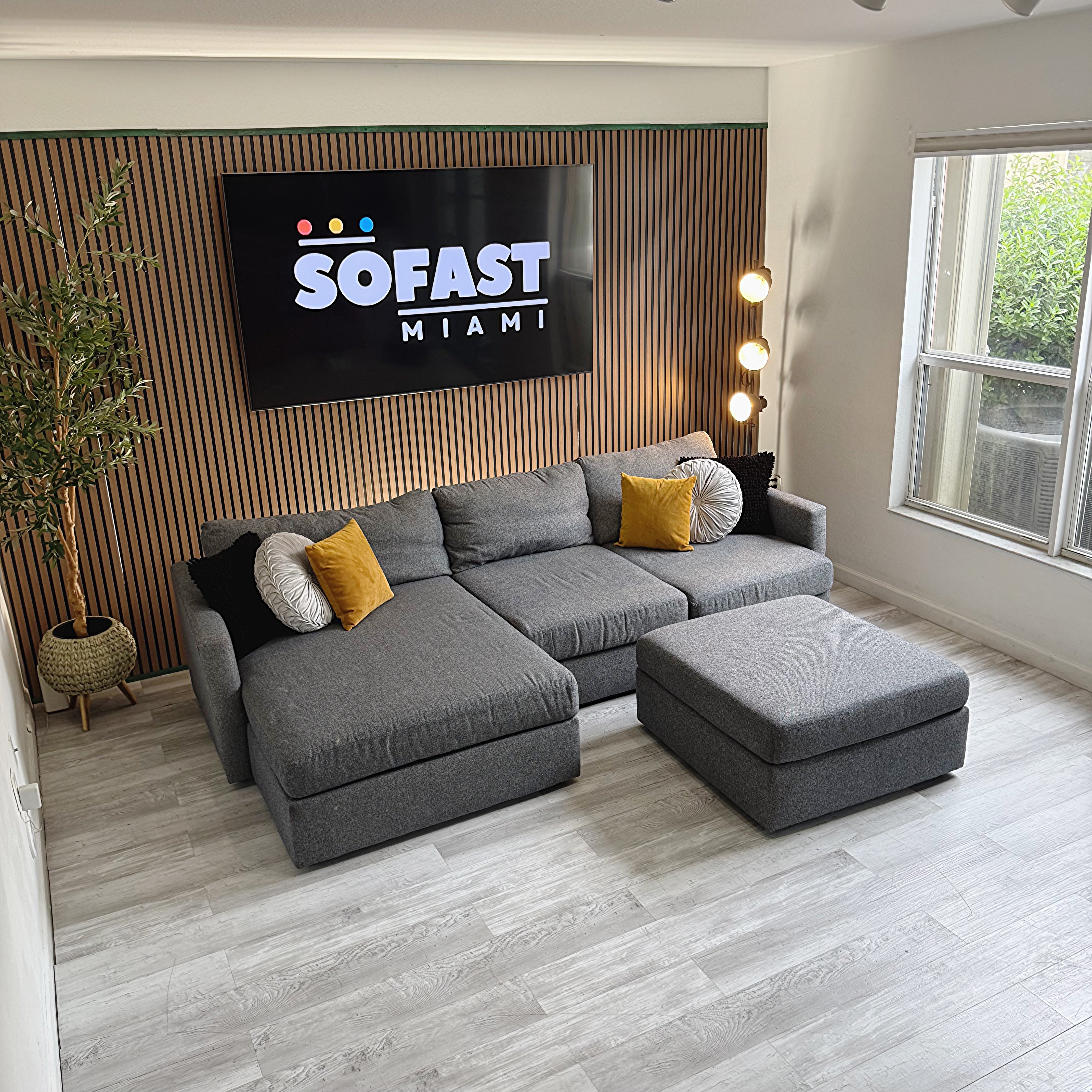 Sectional Couch with Ottoman – Dark Gray Fabric