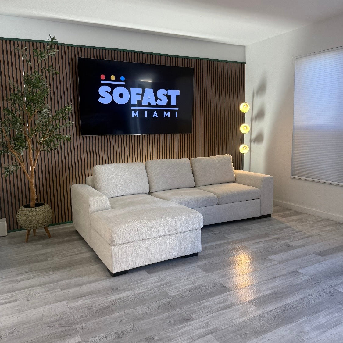 Sectional Couch Sleeping – Off White – Like New