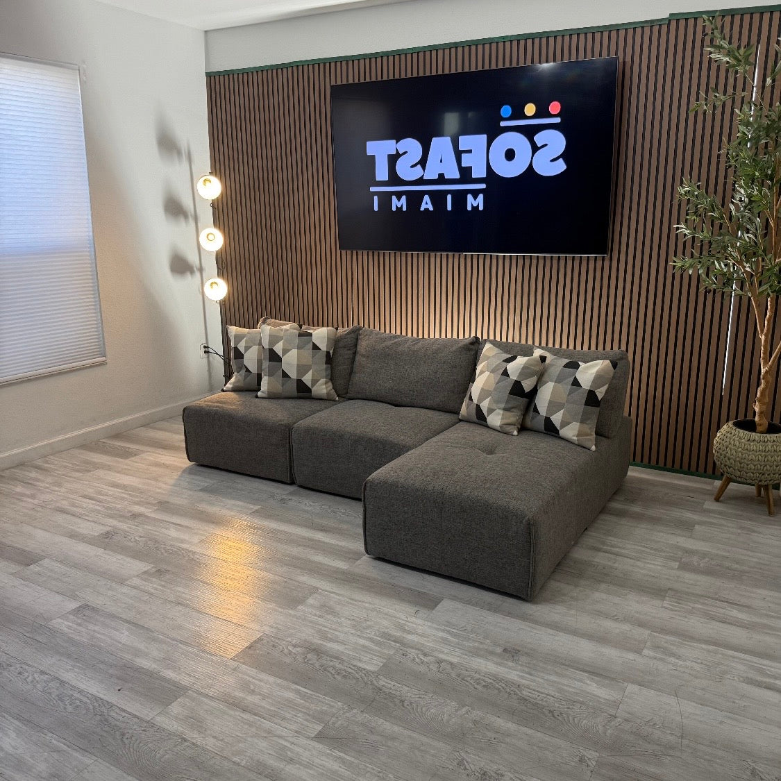 Modular Sectional – Dark Gray Fabric – Good Condition