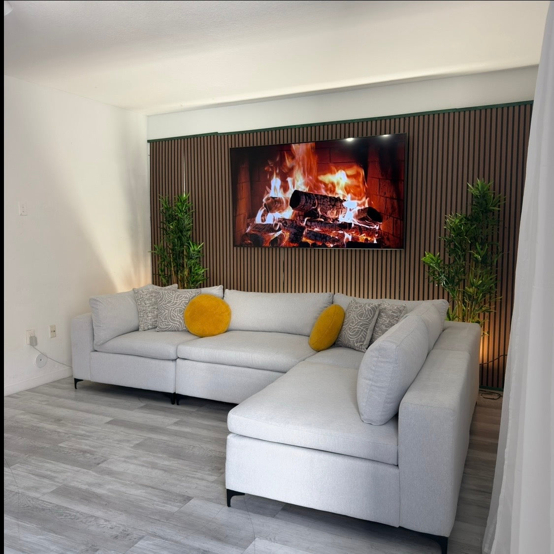 Sectional Modular Couch – Light Gray