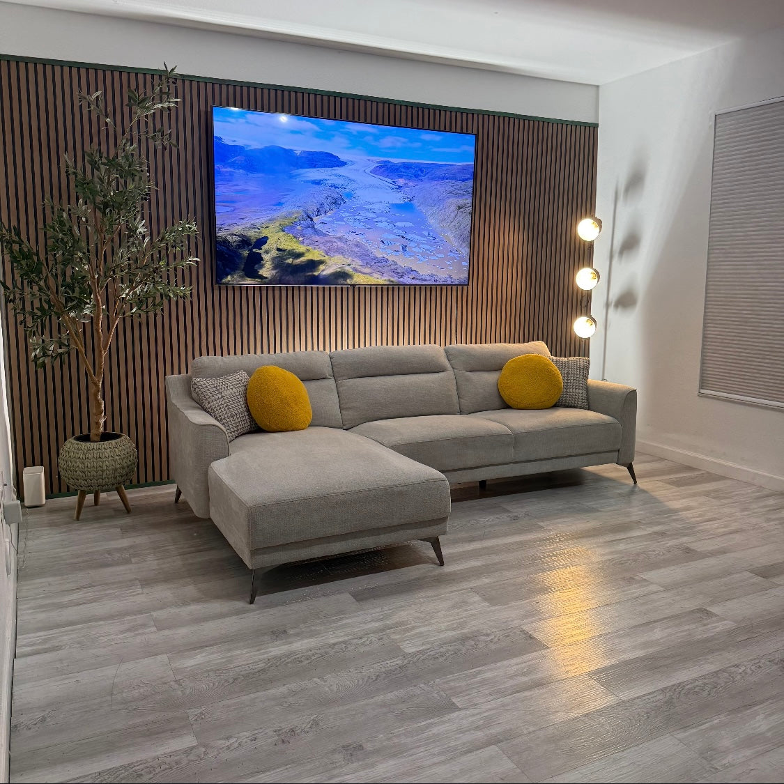 Sectional Couch L-Shaped - Left Chaise