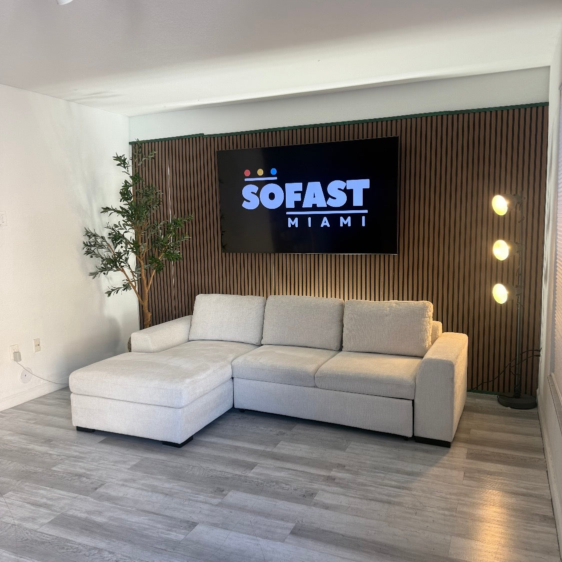 Sectional Couch Sleeping – Off White – Like New