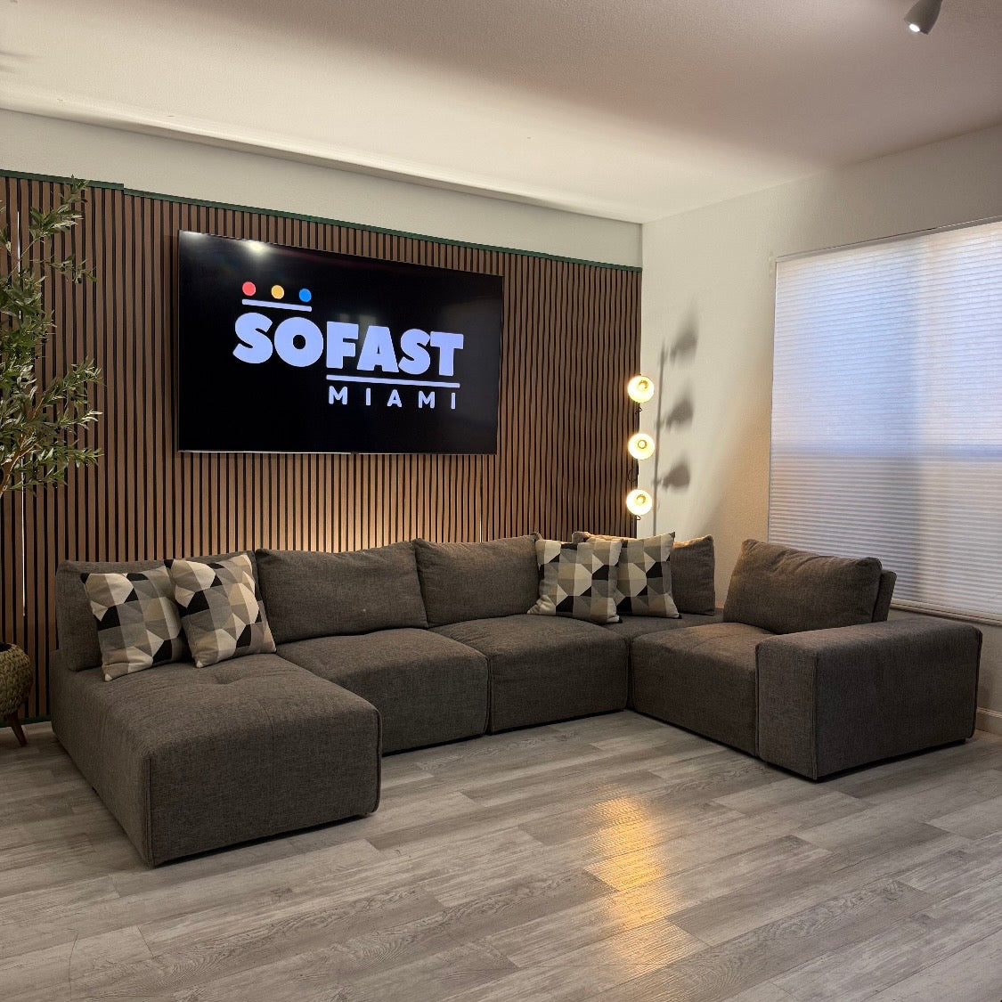 Modular Sectional – Dark Gray Fabric – Good Condition