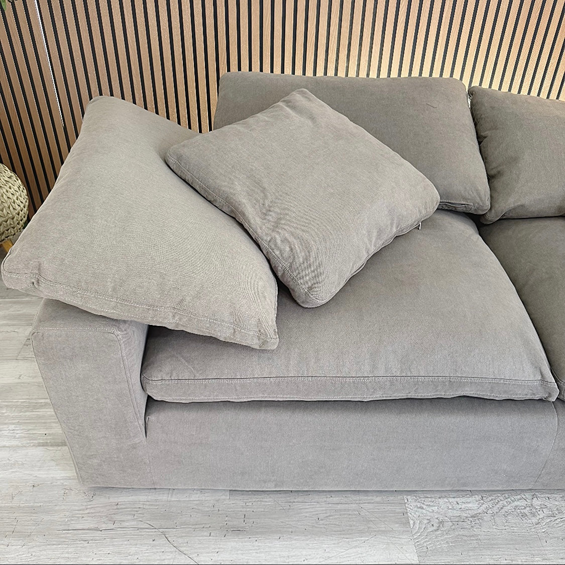 Loveseats Cloud Gray