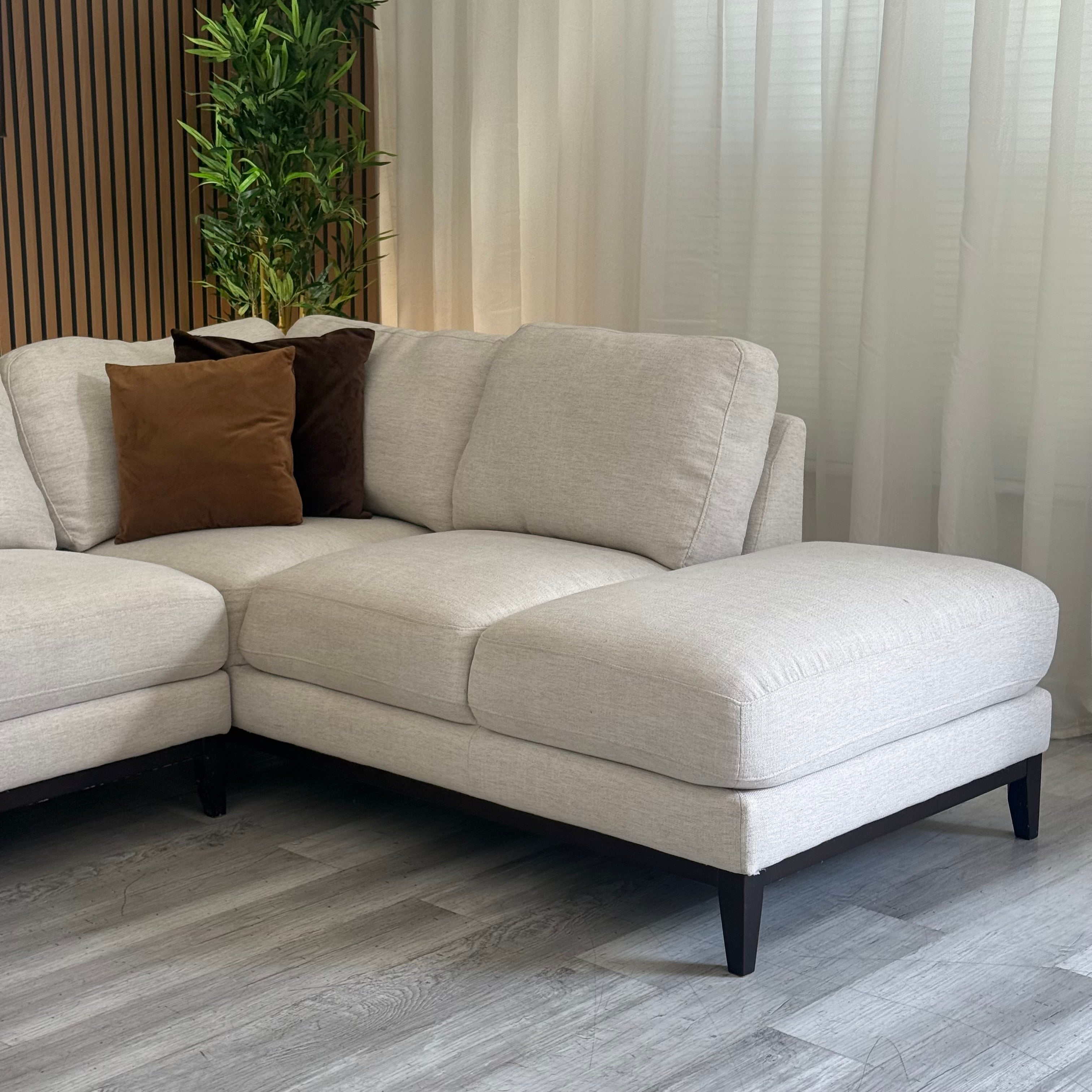 Sectional Couch – Beige