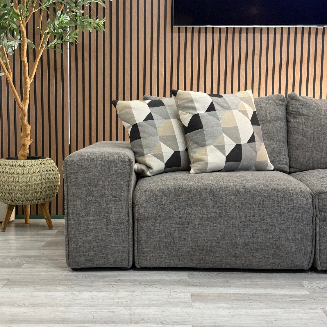 Modular Sectional – Dark Gray Fabric – Good Condition