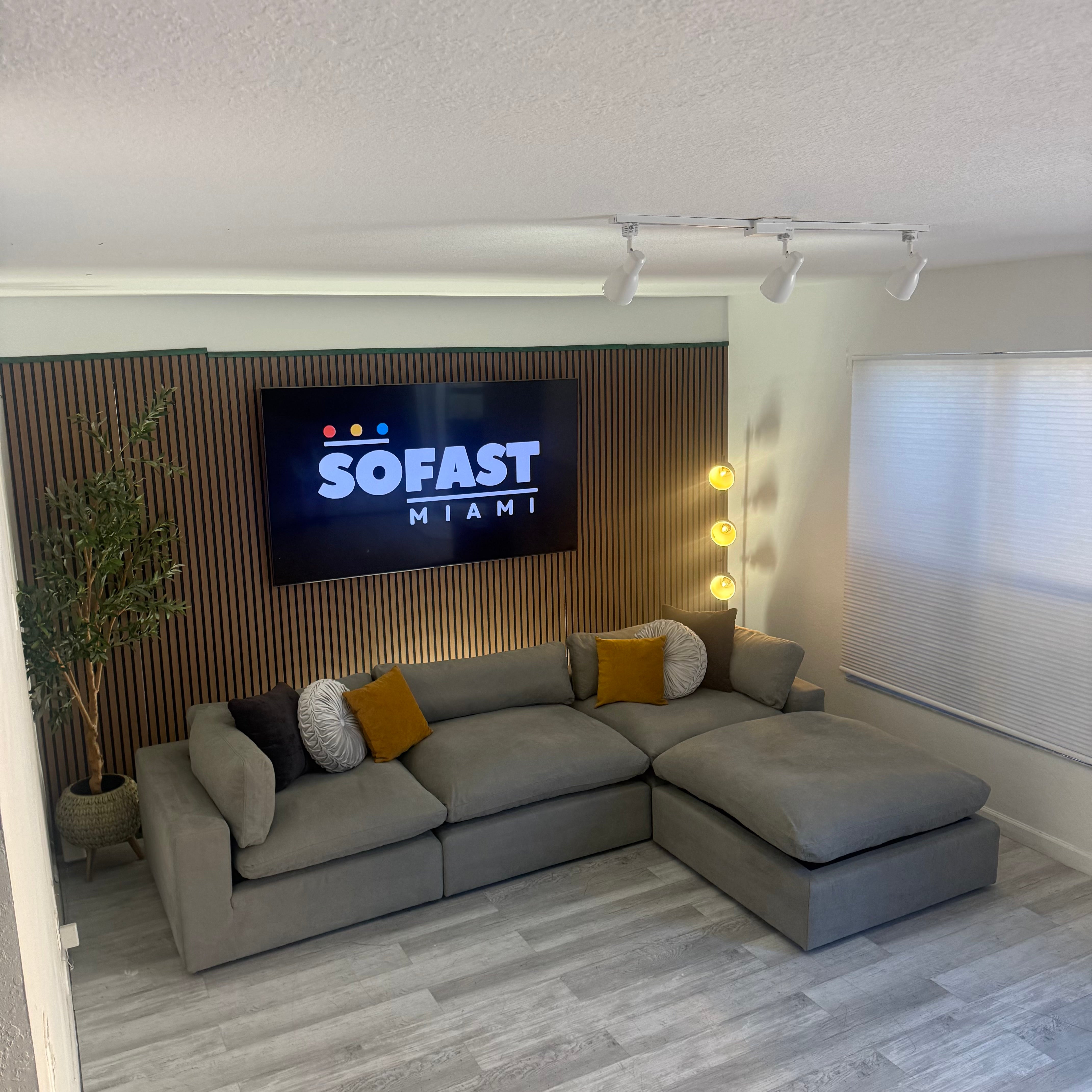 Modular Cloud Sectional – Gray – Excellent Condition