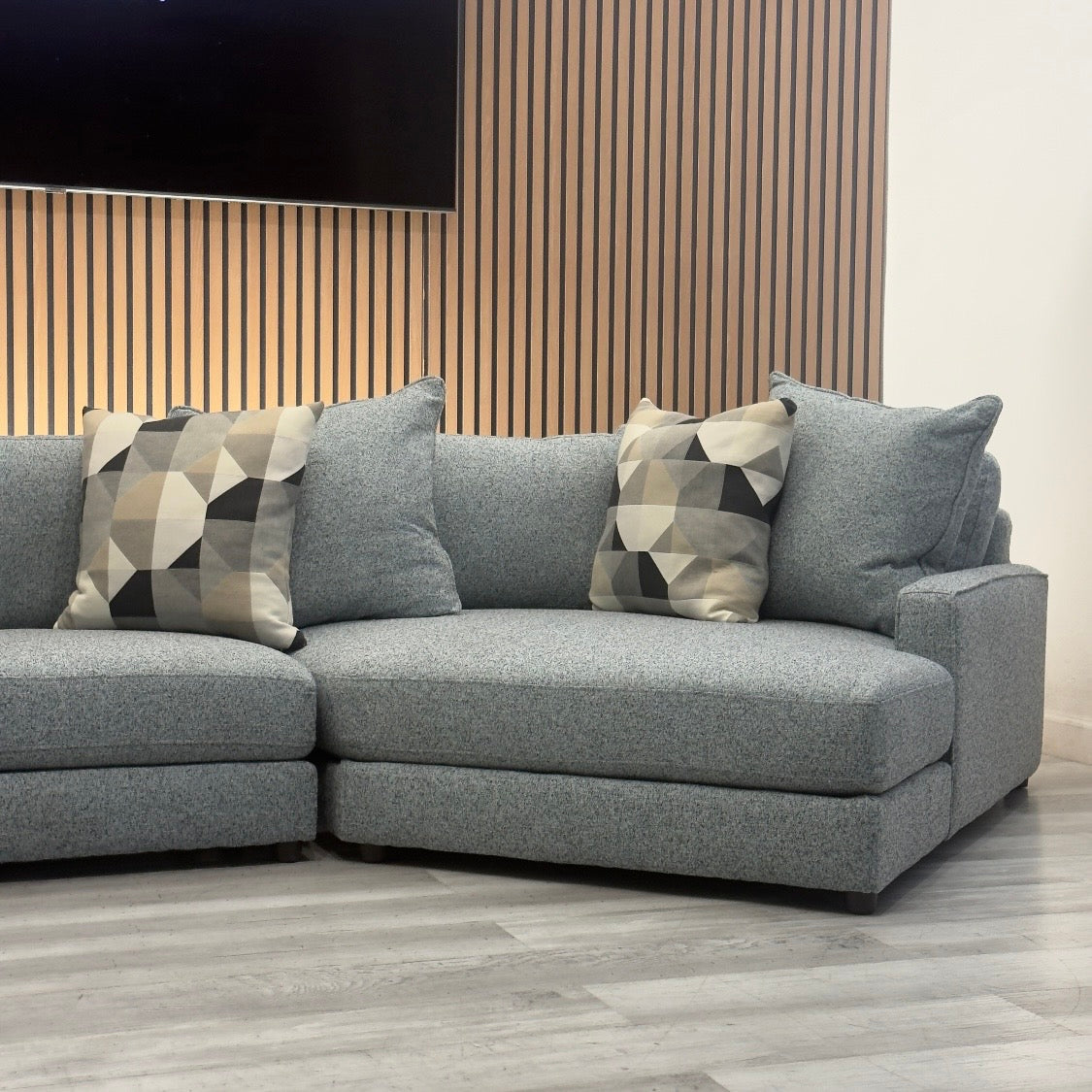 Sectional Couch Gray Fabric