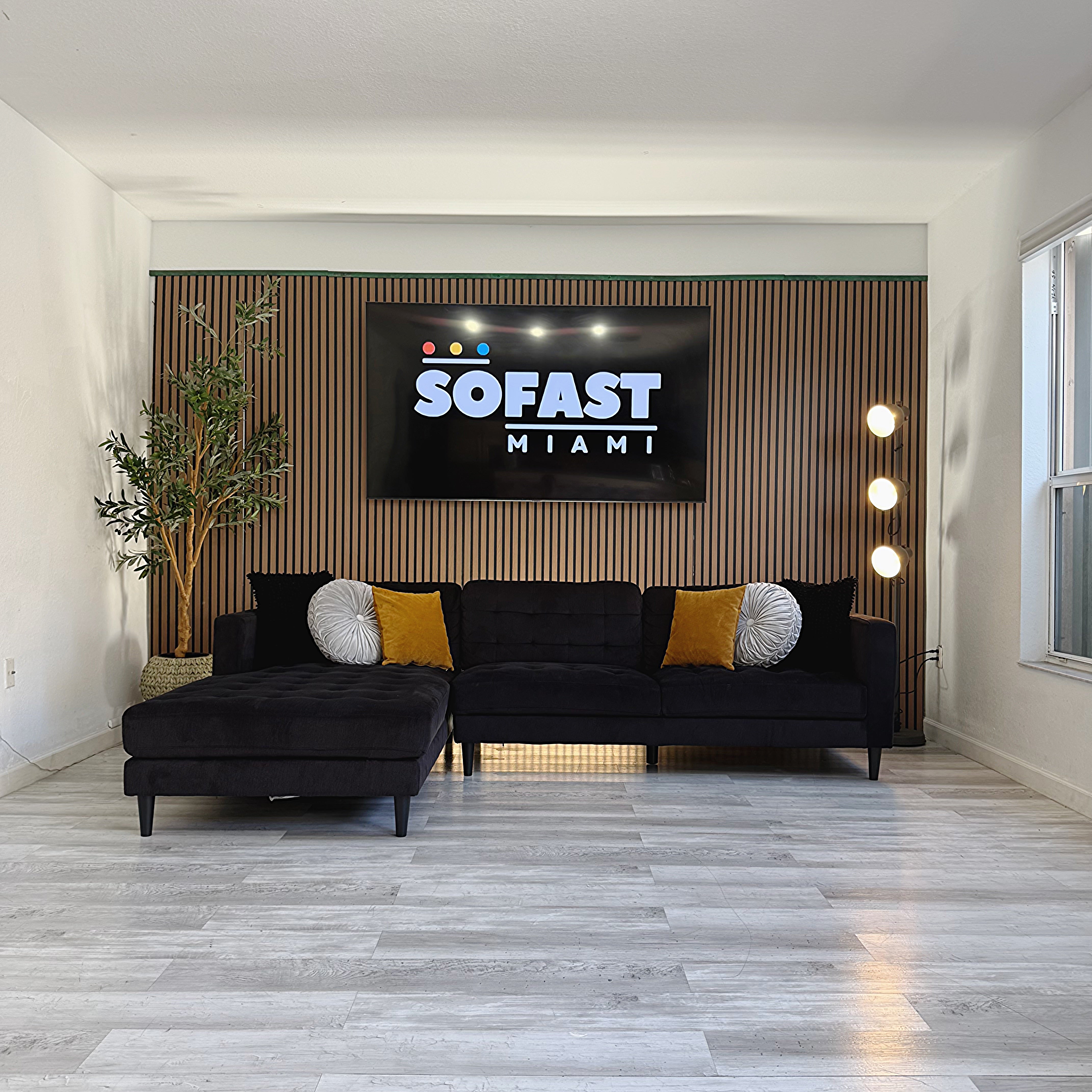 Sectional Couch, Right Chaise – City Furniture