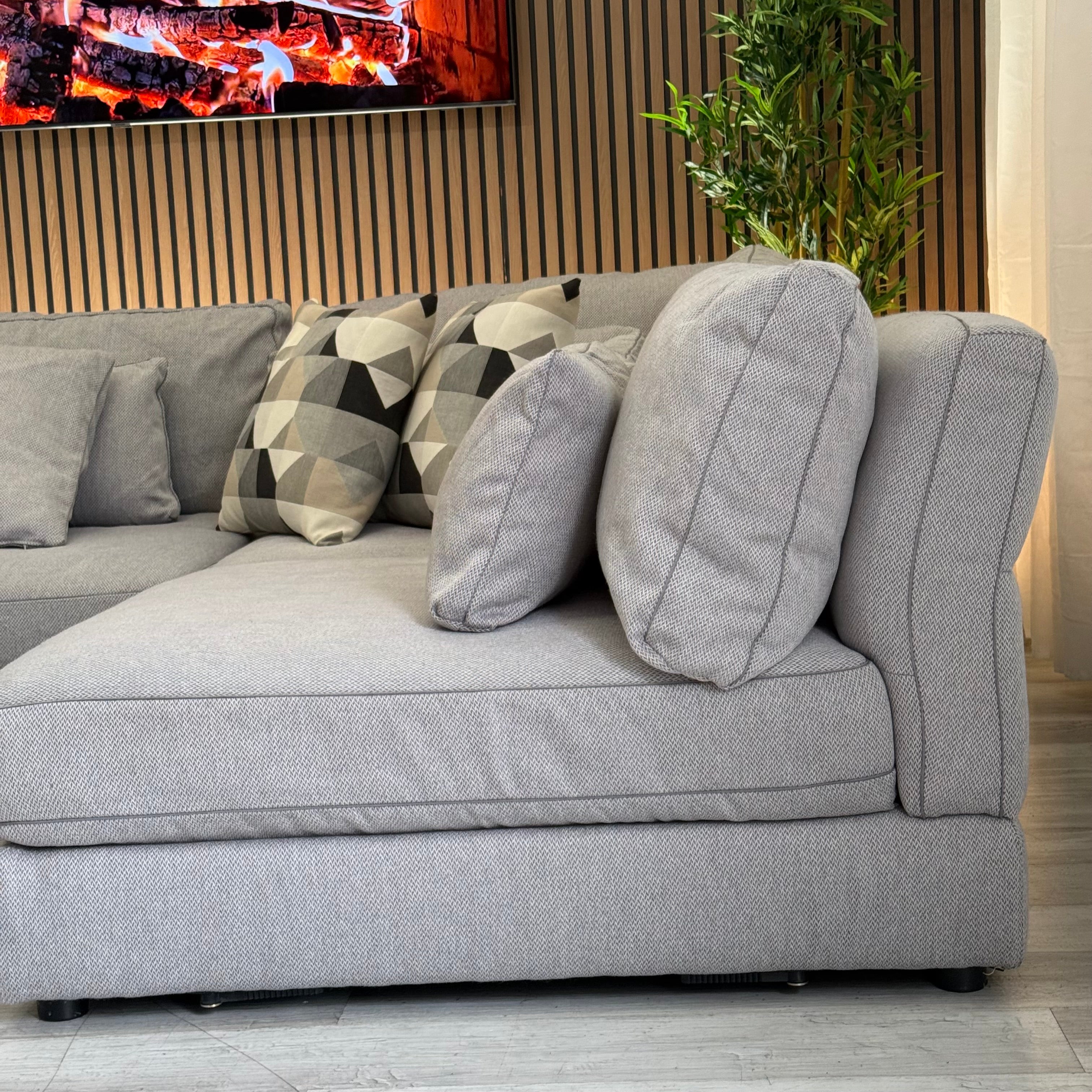 Sectional Modular Couch – Light Gray